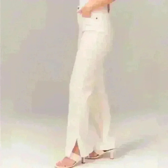 NWT! Abercrombie & Fitch Curve Love Ultra High Rise 90s Straight Jean - Picture 5 of 12